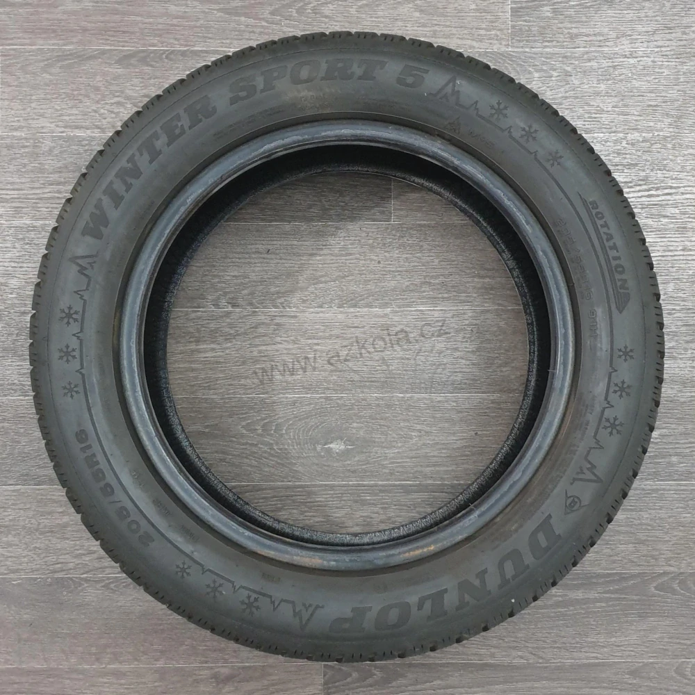 Zimní pneumatiky Dunlop 205/55 R16 č. AP263