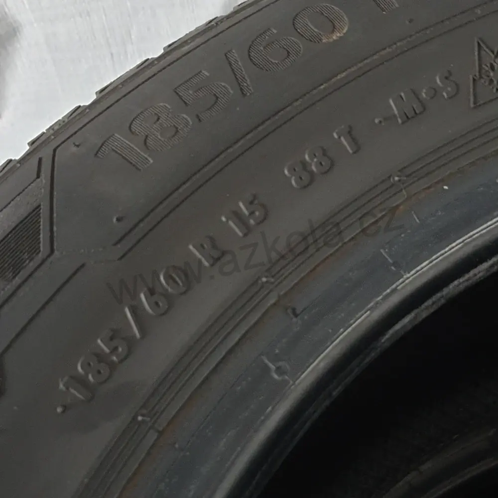 Zimní pneumatiky Barum 185/60 R15 č. AP243