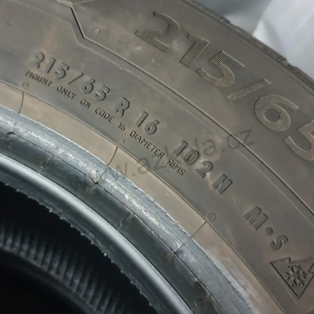 Zimní pneumatiky Barum 215/65 R16 č. AP235
