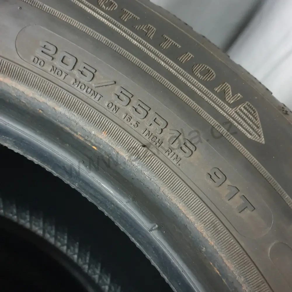 Zimní pneumatiky Dunlop 205/55 R16 č. AP214