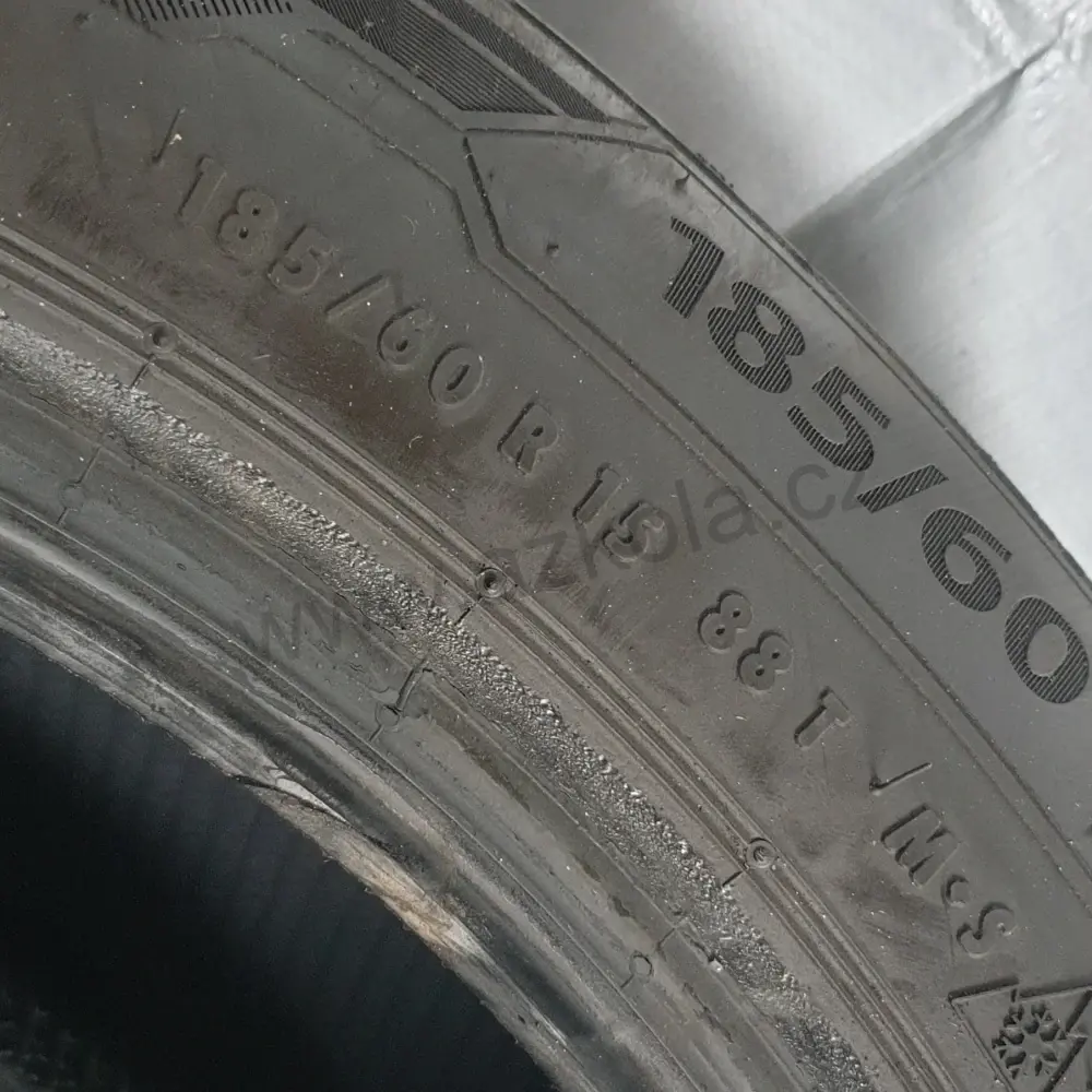 Zimní pneumatiky Barum 185/60 R15 č. AP206