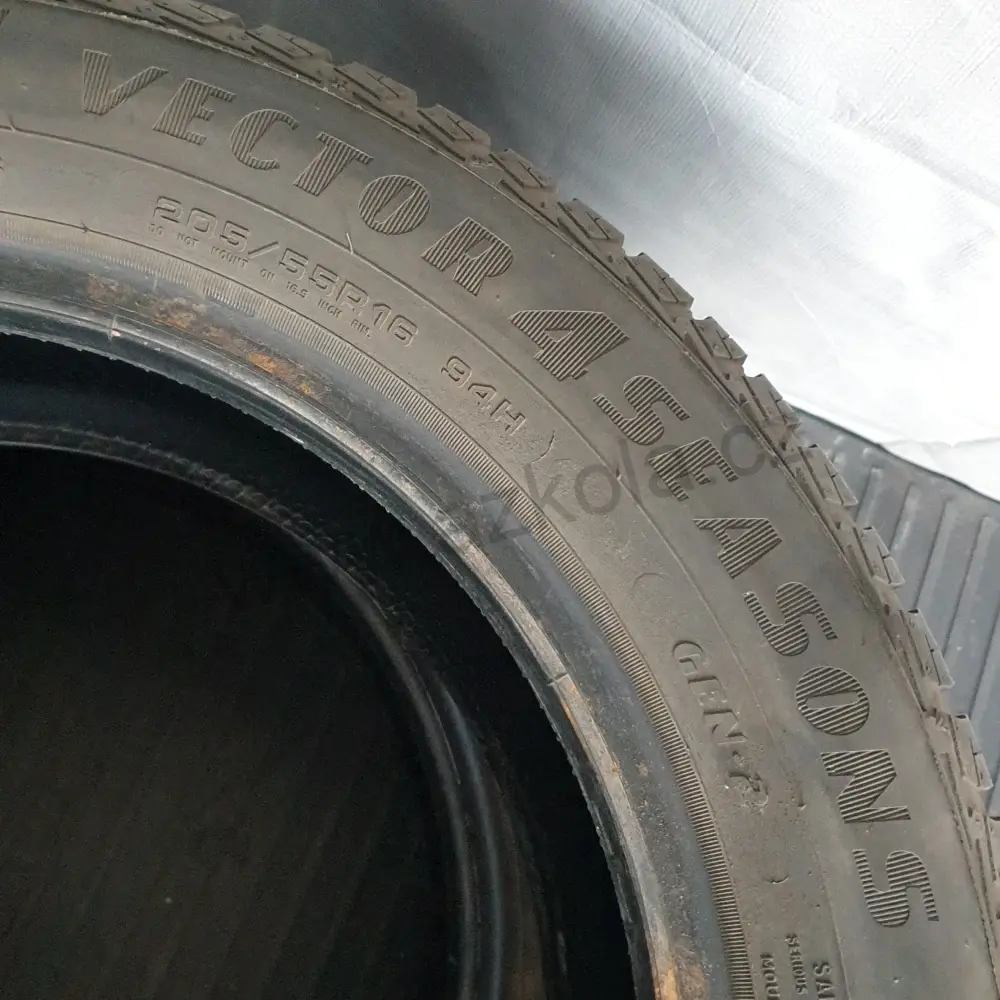 Celoroční pneumatiky GoodYear 205/55 R16 č. AP202