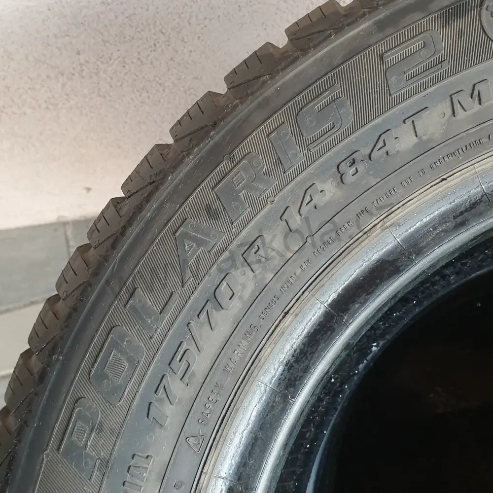 Zimní pneumatiky Barum 175/70 R14 č. AP105