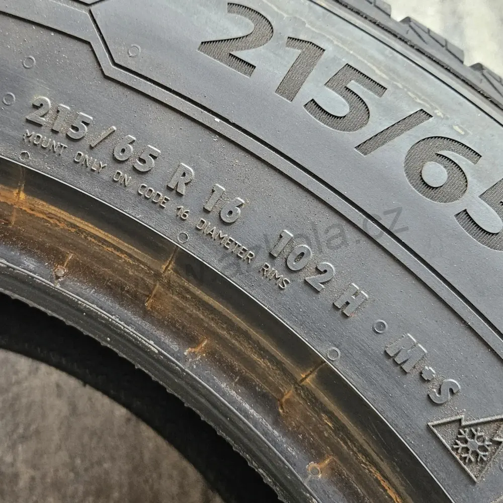 Zimní pneumatiky Barum 215/65 R16 č. AP05
