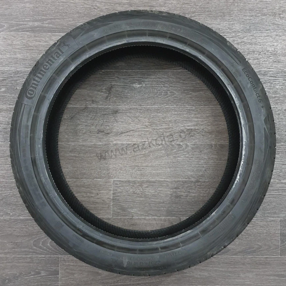 Letní pneumatiky Continental 225/40 R18 č. AP295