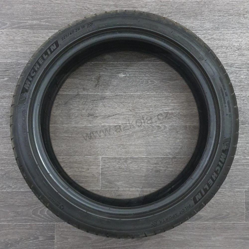 Letní pneumatiky Michelin 225/40 R18 č. AP300