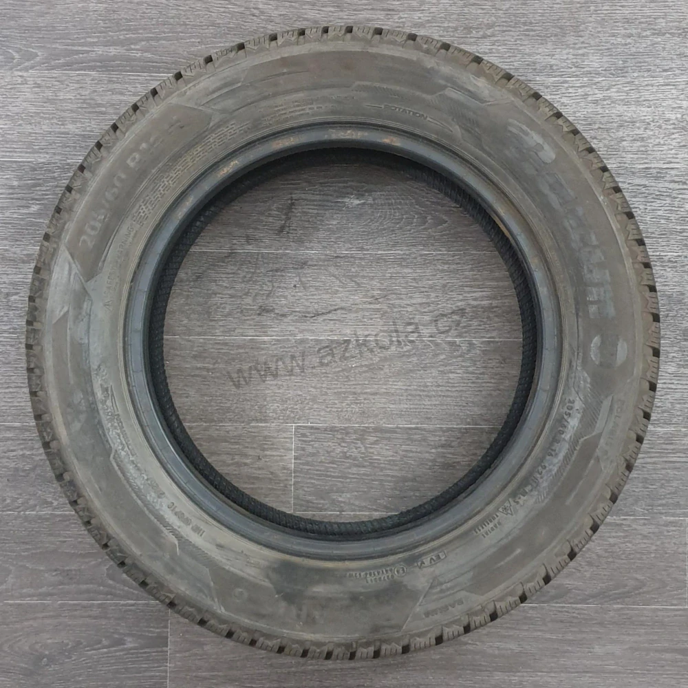 Zimní pneumatiky Barum 205/60 R16 č. AP331