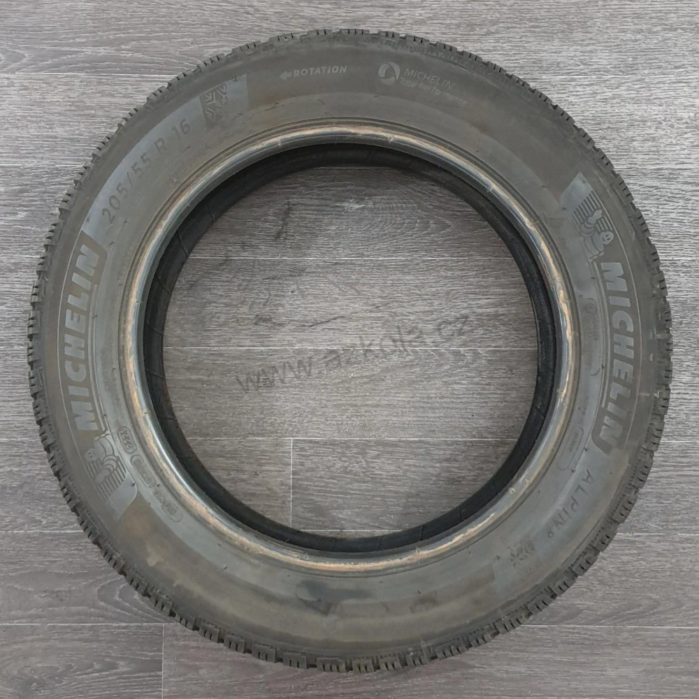 Zimní pneumatiky Michelin 205/55 R16 č. AP332