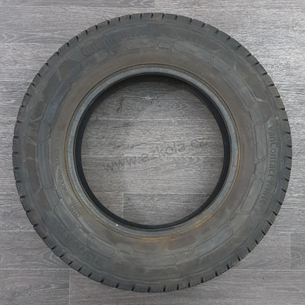 Zimní pneumatiky Continental 215/70 R15C č. AP388