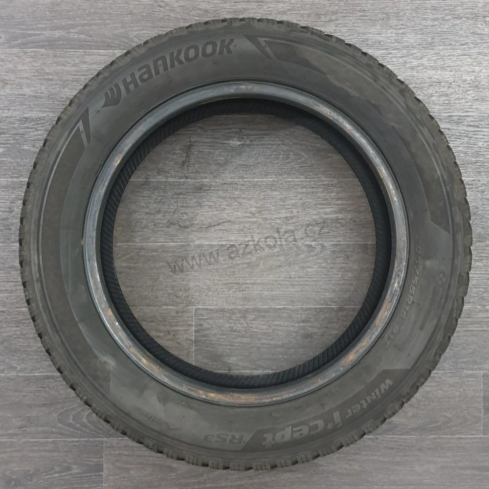 Zimní pneumatiky Hankook 205/55 R16 č. AP340