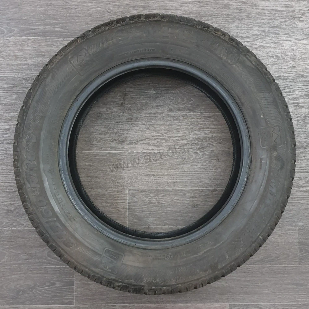 Zimní pneumatiky Semperit 215/60 R16 č. AP349