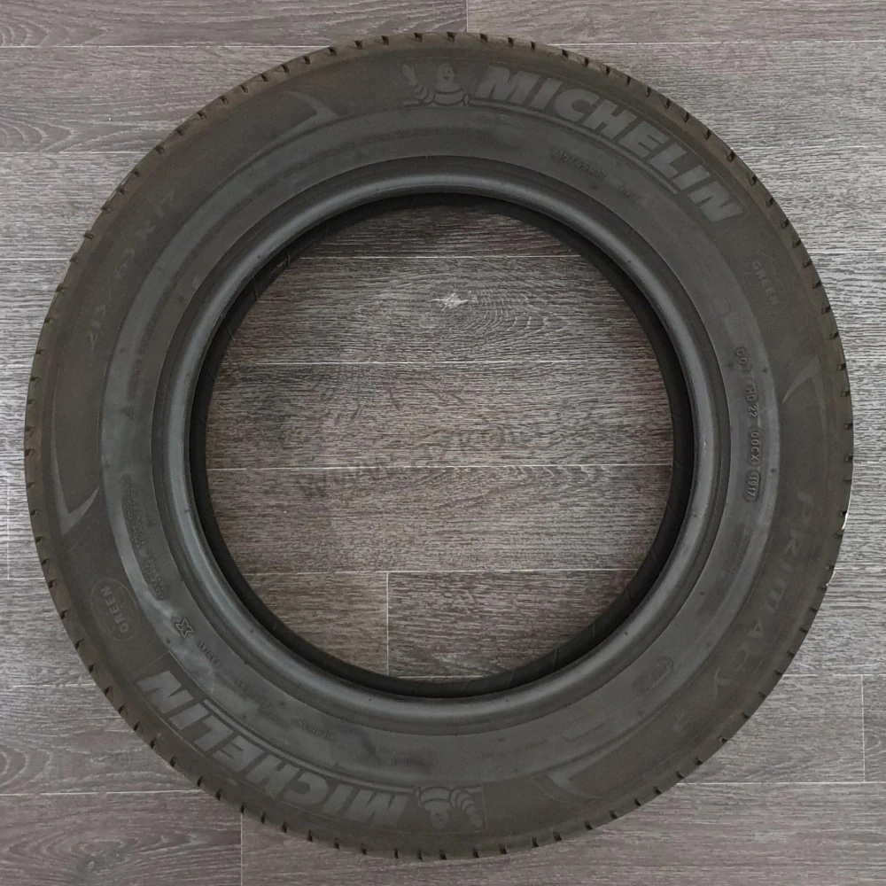 Letní pneumatiky Michelin 215/65 R17 č. AP402