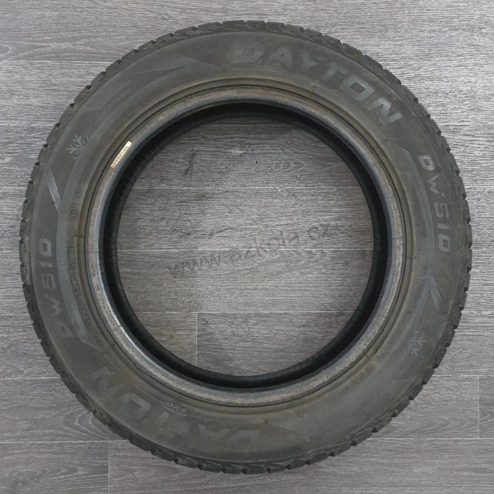 Zimní pneumatiky Dayton 215/55 R16 č. AP367