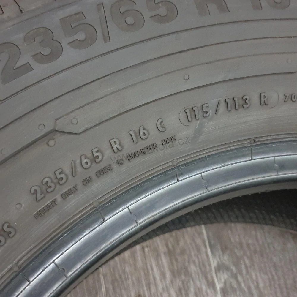 Letní pneumatiky Continental 235/65 R16C č. AP441