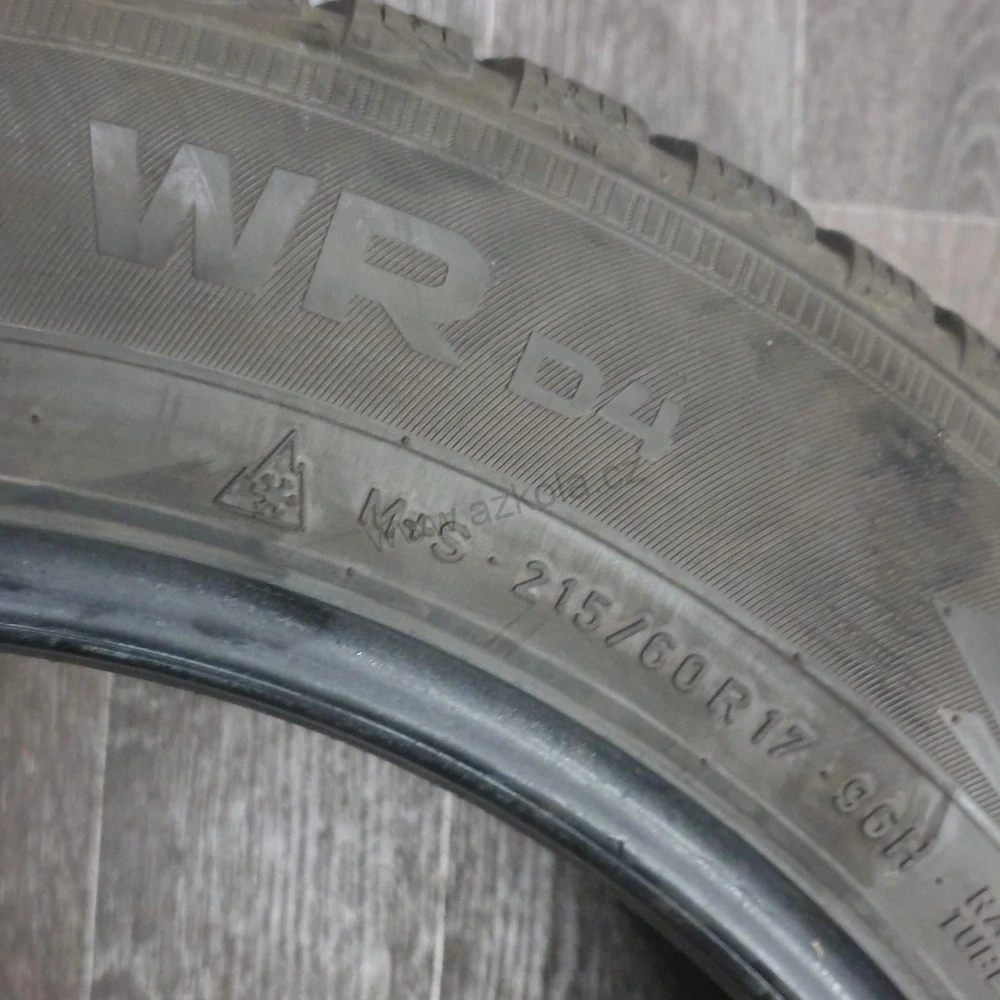 Zimní pneumatiky Nokian 215/60 R17 č. AP456