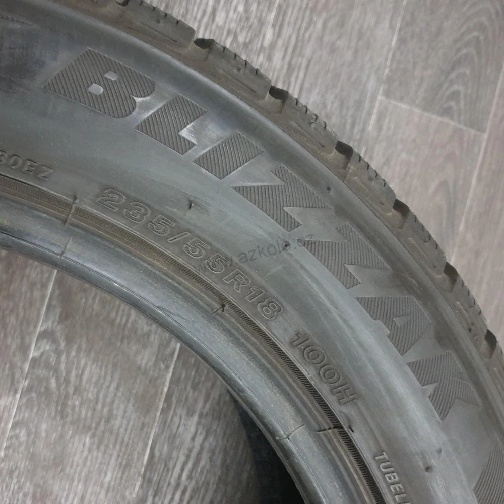 Zimní pneumatiky 235/55 R18 Bridgestone č. AP480