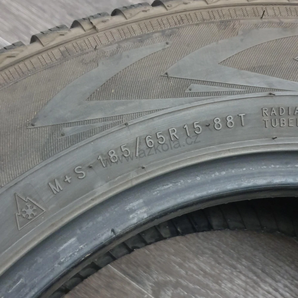 Zimní pneumatiky 185/65 R15 Nokian č. AP518