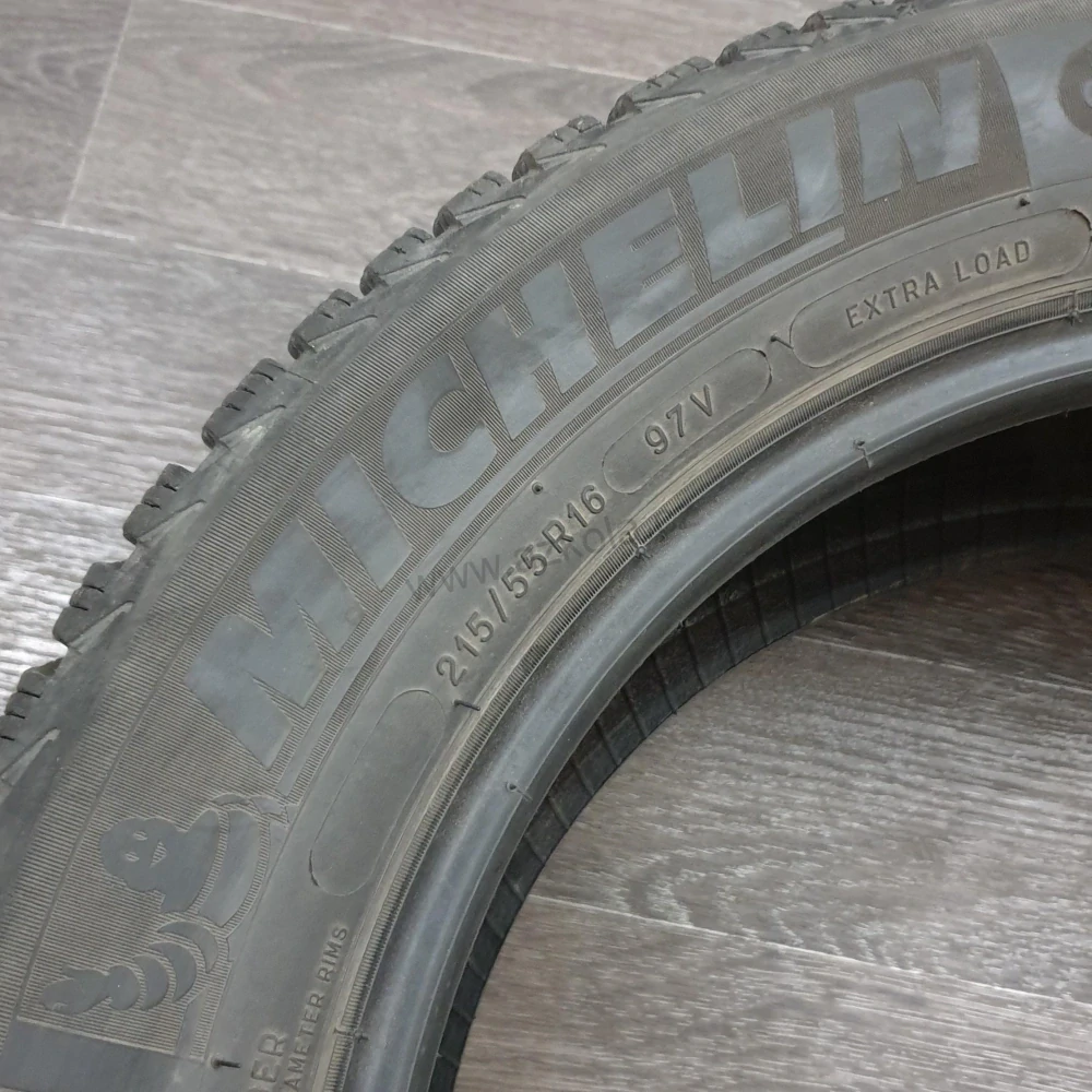Zimní pneumatiky 215/55 R16 Michelin č. AP524