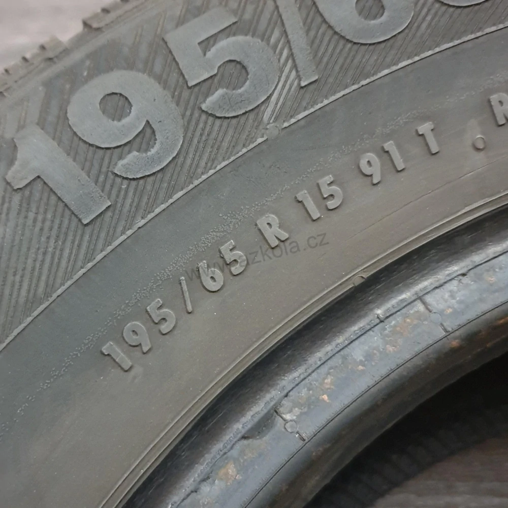 Zimní pneumatiky 195/65 R15 Barum č. AP533