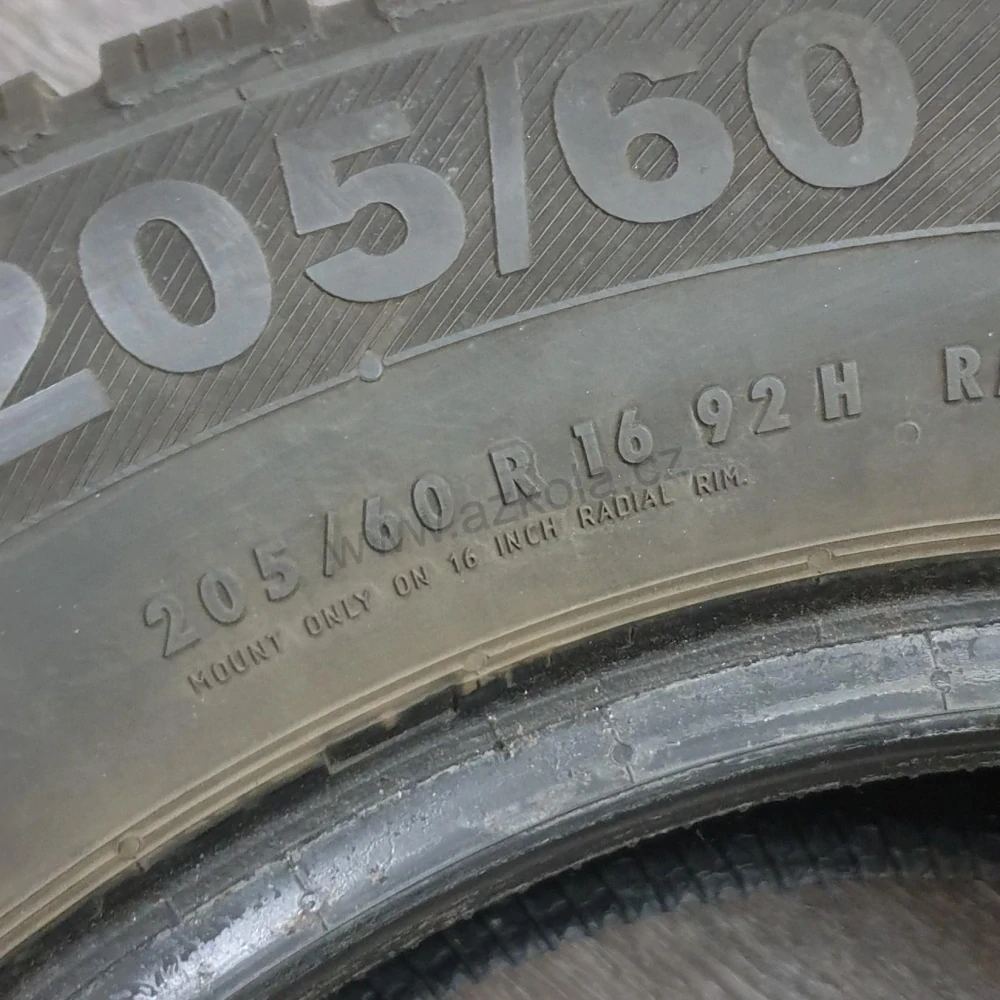 Zimní pneumatiky 205/60 R16 Barum č. AP540