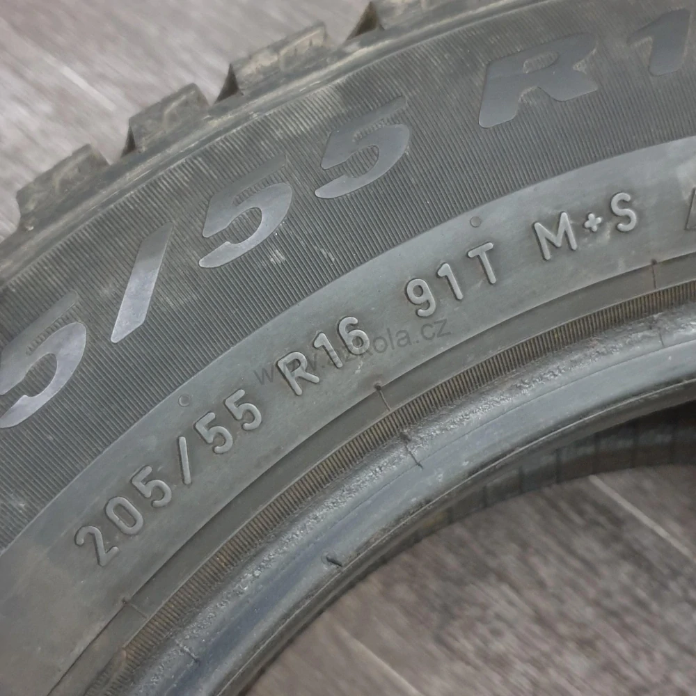 Zimní pneumatiky 205/55 R16 Pirelli č. AP544