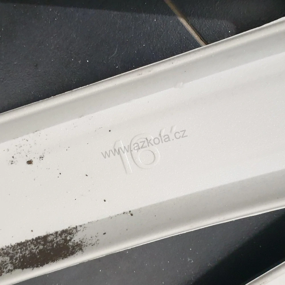 Originální poklice 16" Citroen (použité)