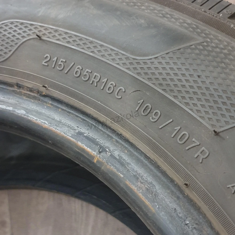 Zimní pneumatiky 215/65 R16C Kleber č. AP637