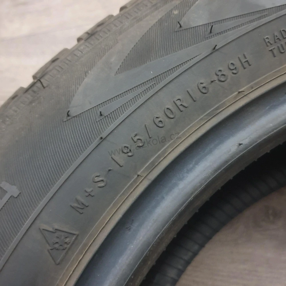 Zimní pneumatiky 195/60 R16 Nokian č. AP684