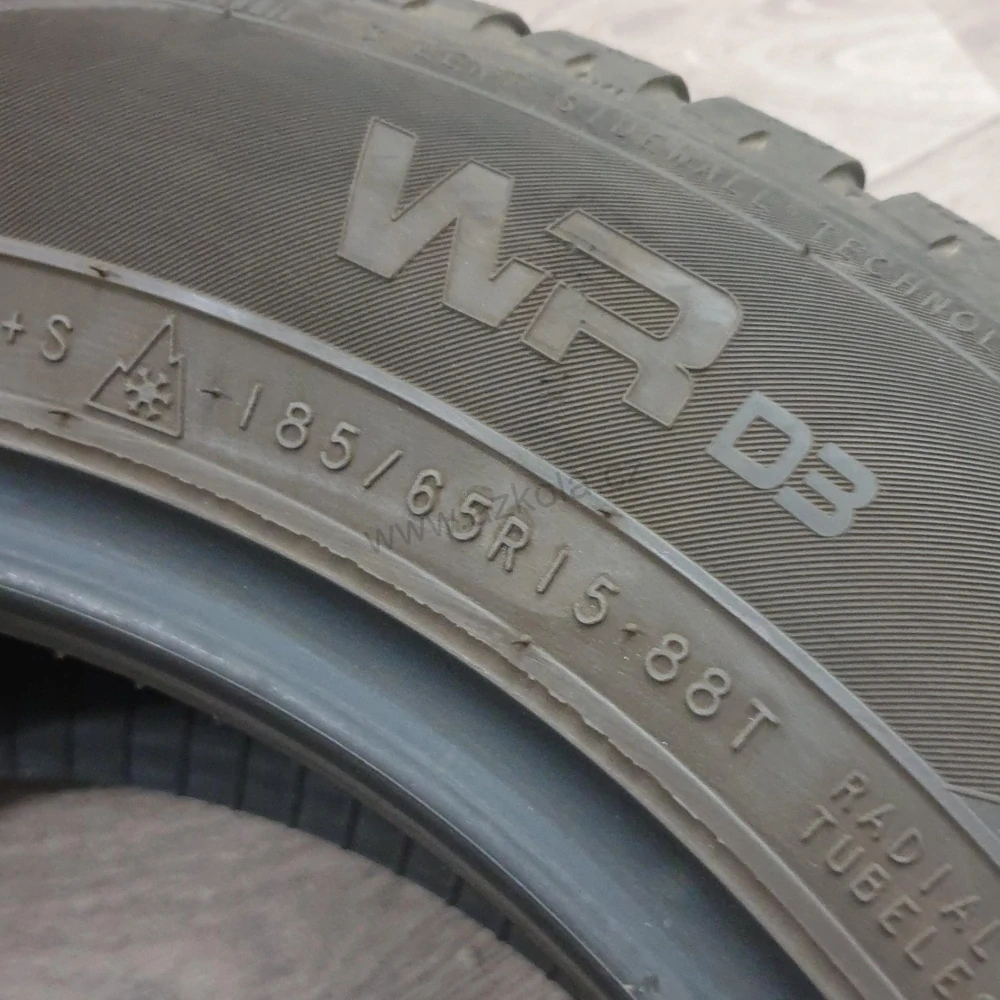 Zimní pneumatiky 185/65 R15 Nokian č. AP697