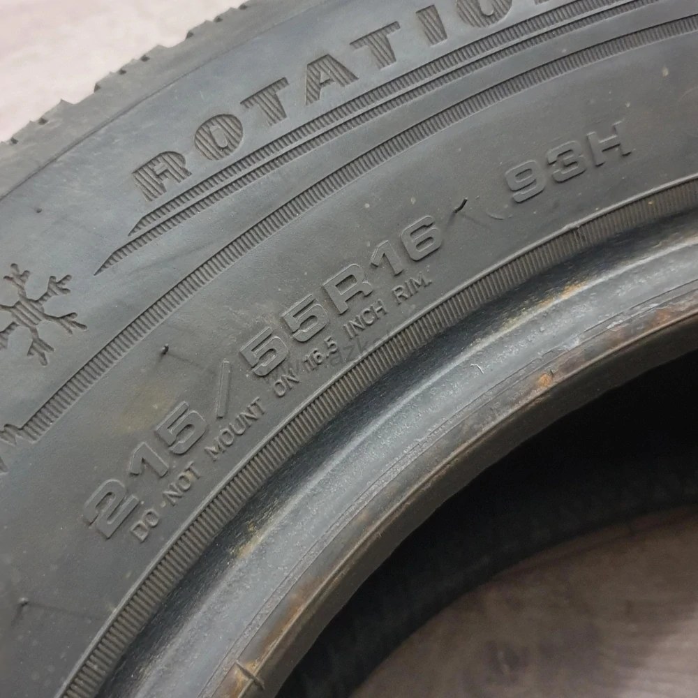 Zimní pneumatiky 215/55 R16 Dunlop č. AP707