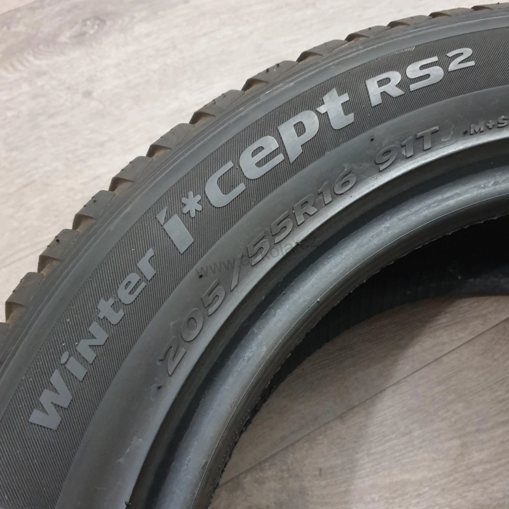 Zimní pneumatiky 205/55 R16 Hankook č. AP711