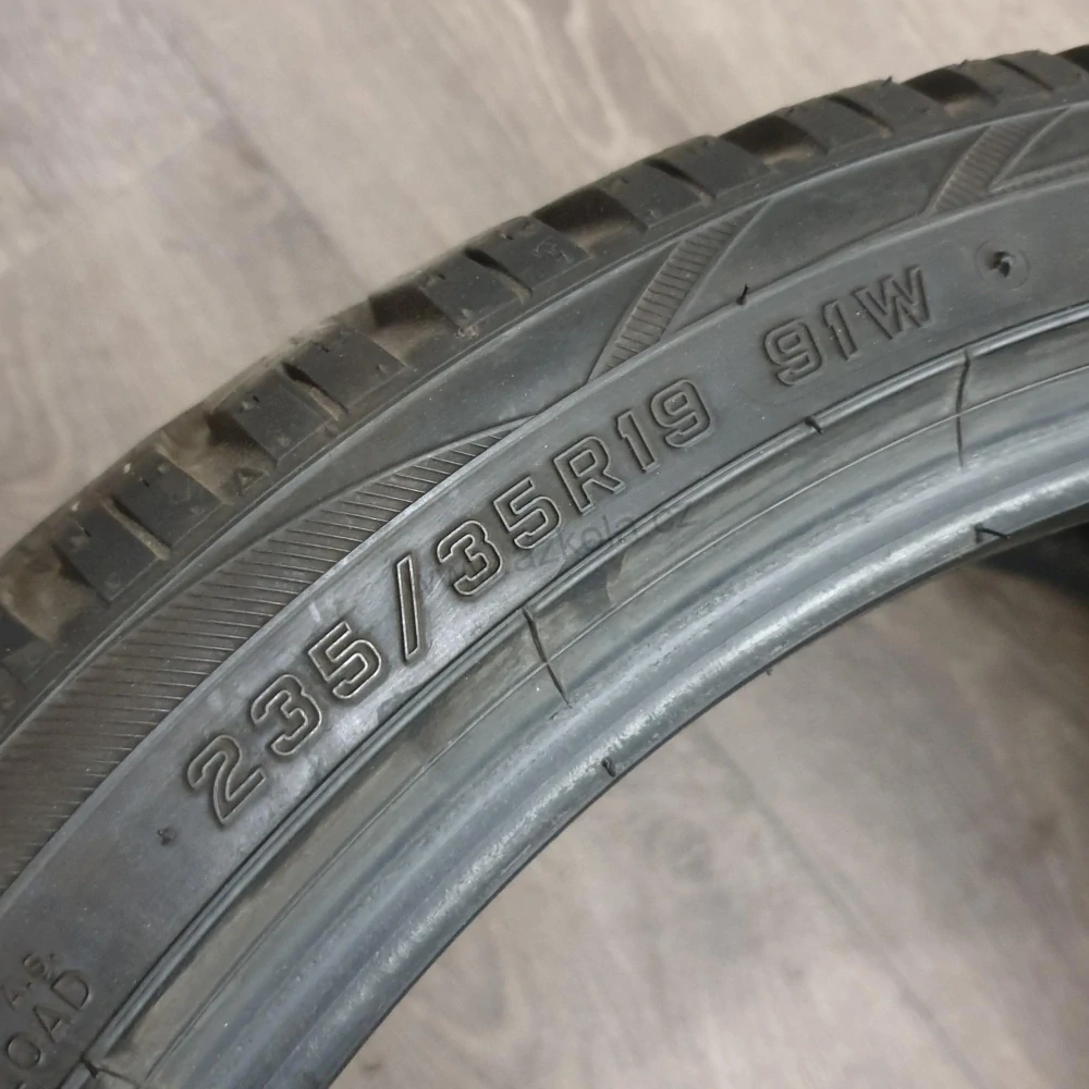 Zimní pneumatiky 235/35 R19 Falken č. AP713