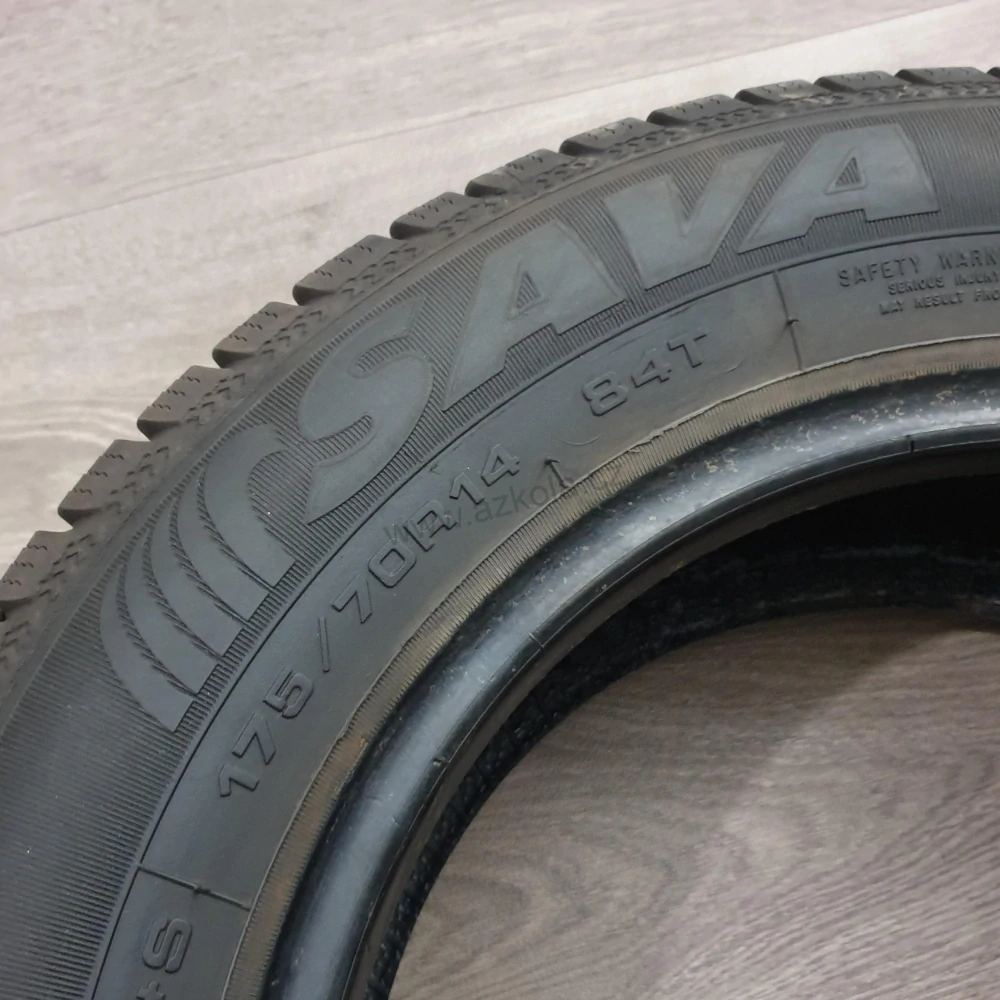 Zimní pneumatiky 175/70 R14 Sava č. AP725