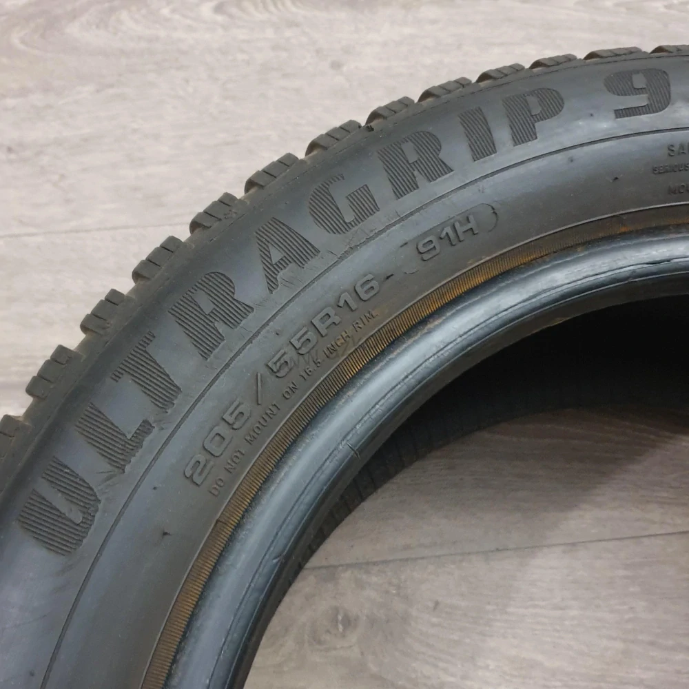 Zimní pneumatiky 205/55 R16 GoodYear č. AP734