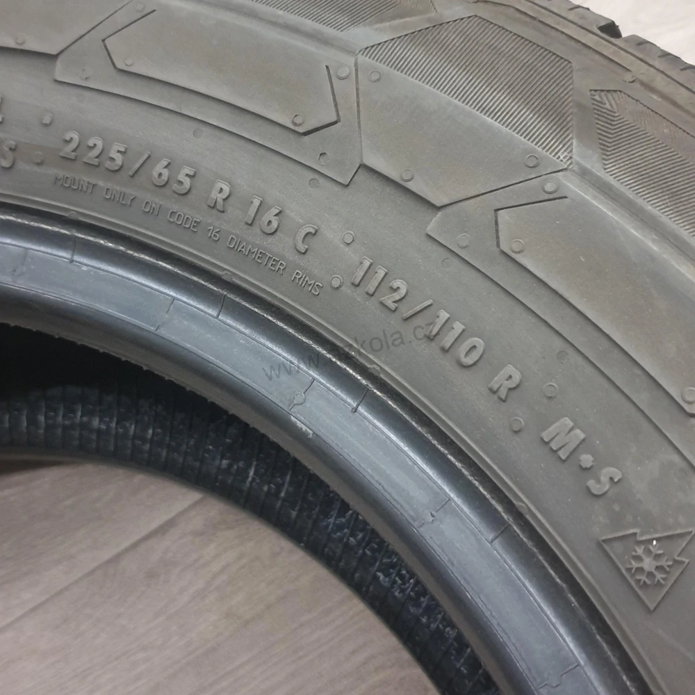 Zimní pneumatiky 225/65 R16C Continental č. AP761