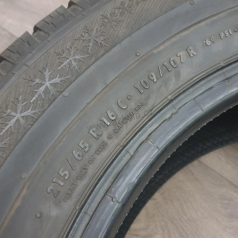 Zimní pneumatiky 215/65 R16C Barum č. AP762