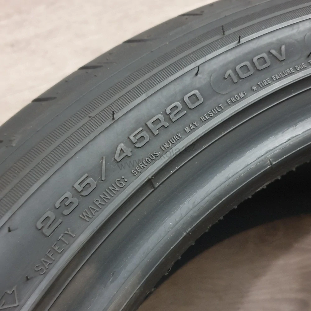 Letní pneumatiky 255/45 R20 SUV GoodYear č. AP794