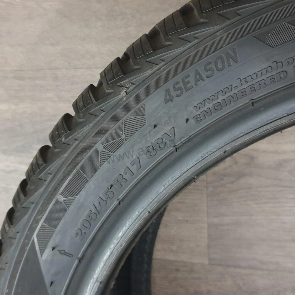 Celoroční pneumatiky 205/45 R17 Kumho č. AP788