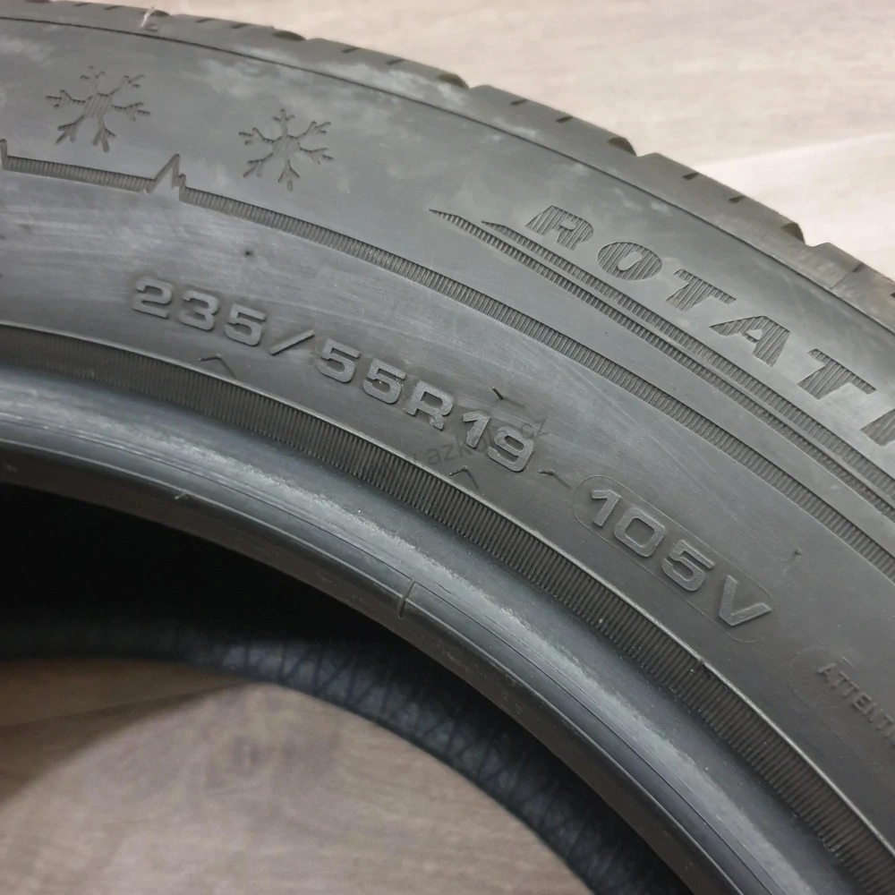 Zimní pneumatiky 235/55 R19 Dunlop č. AP809