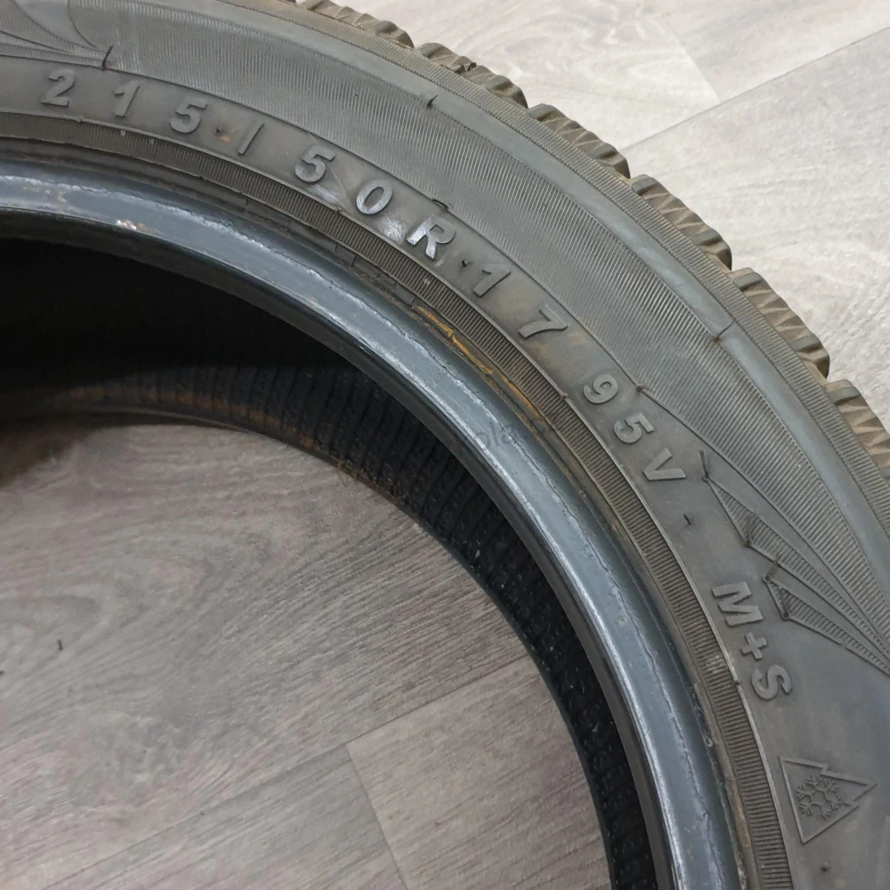 Zimní pneumatiky 215/50 R17 Doublestar č. AP816