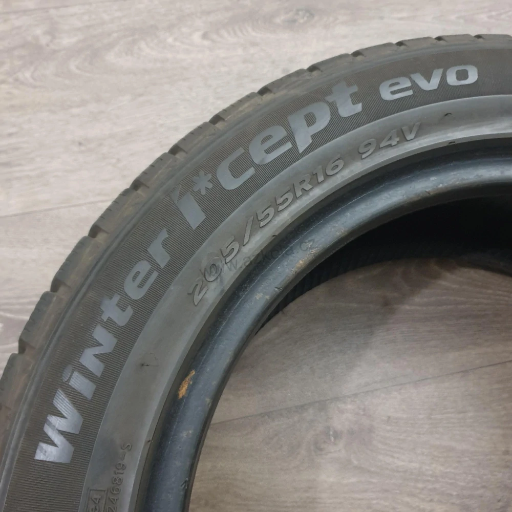 Zimní pneumatiky 205/55 R16 Hankook č. AP818