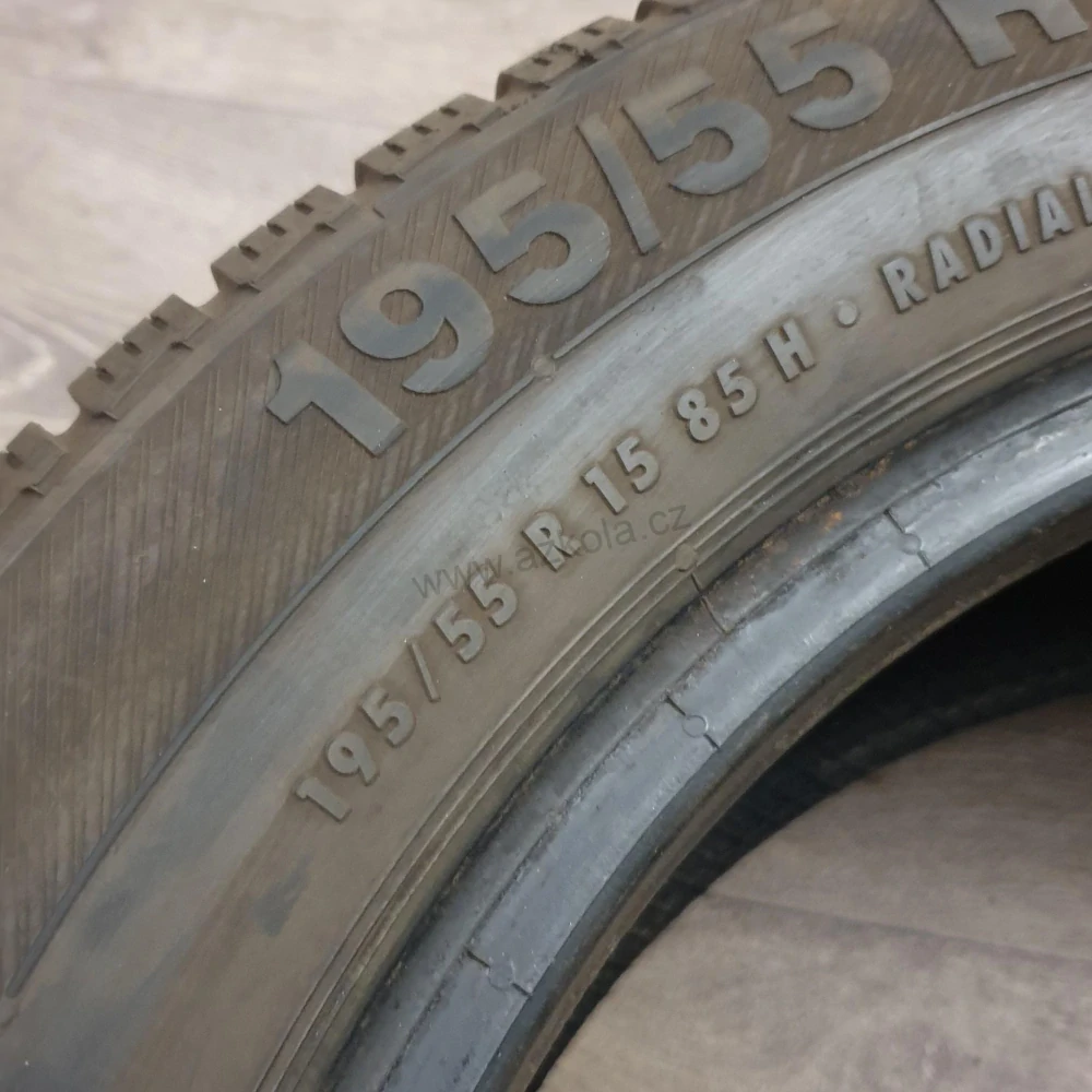 Zimní pneumatiky 195/55 R15 Barum č. AP855
