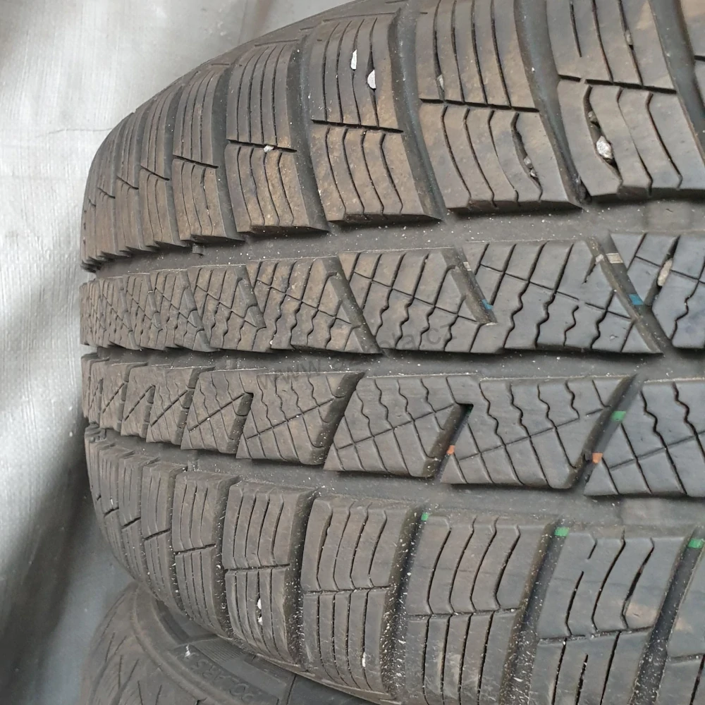 Zimní kola Škoda, Volkswagen, Seat, Audi 215/60 R16 č. AK163