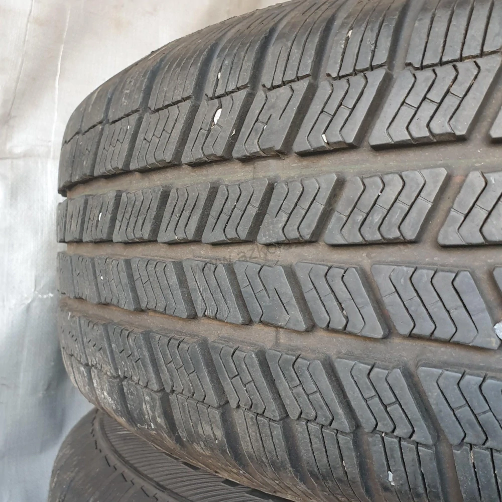Zimní kola Dacia Duster 215/65 R16 č. AK173