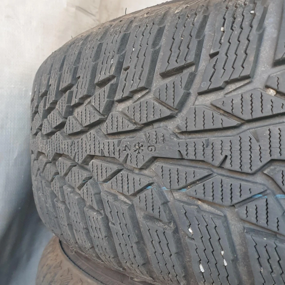 Zimní kola Hyundai Bayon, i20 185/65 R15 č. AK176