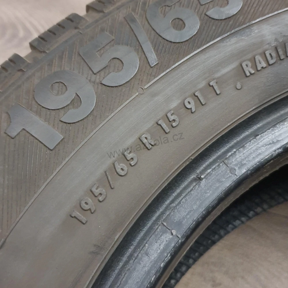 Zimní pneumatiky 195/65 R15 Barum č. AP890