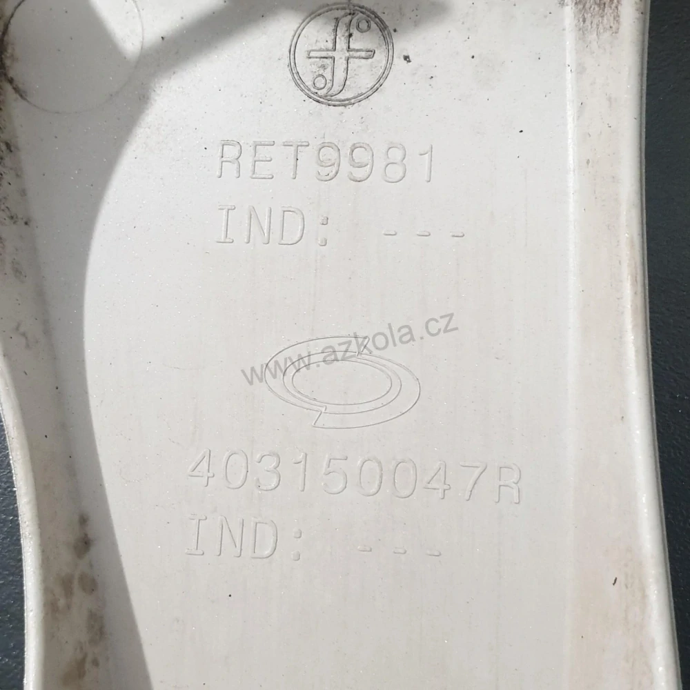 Originální poklice 15" Renault Megane (bazarové, použité)