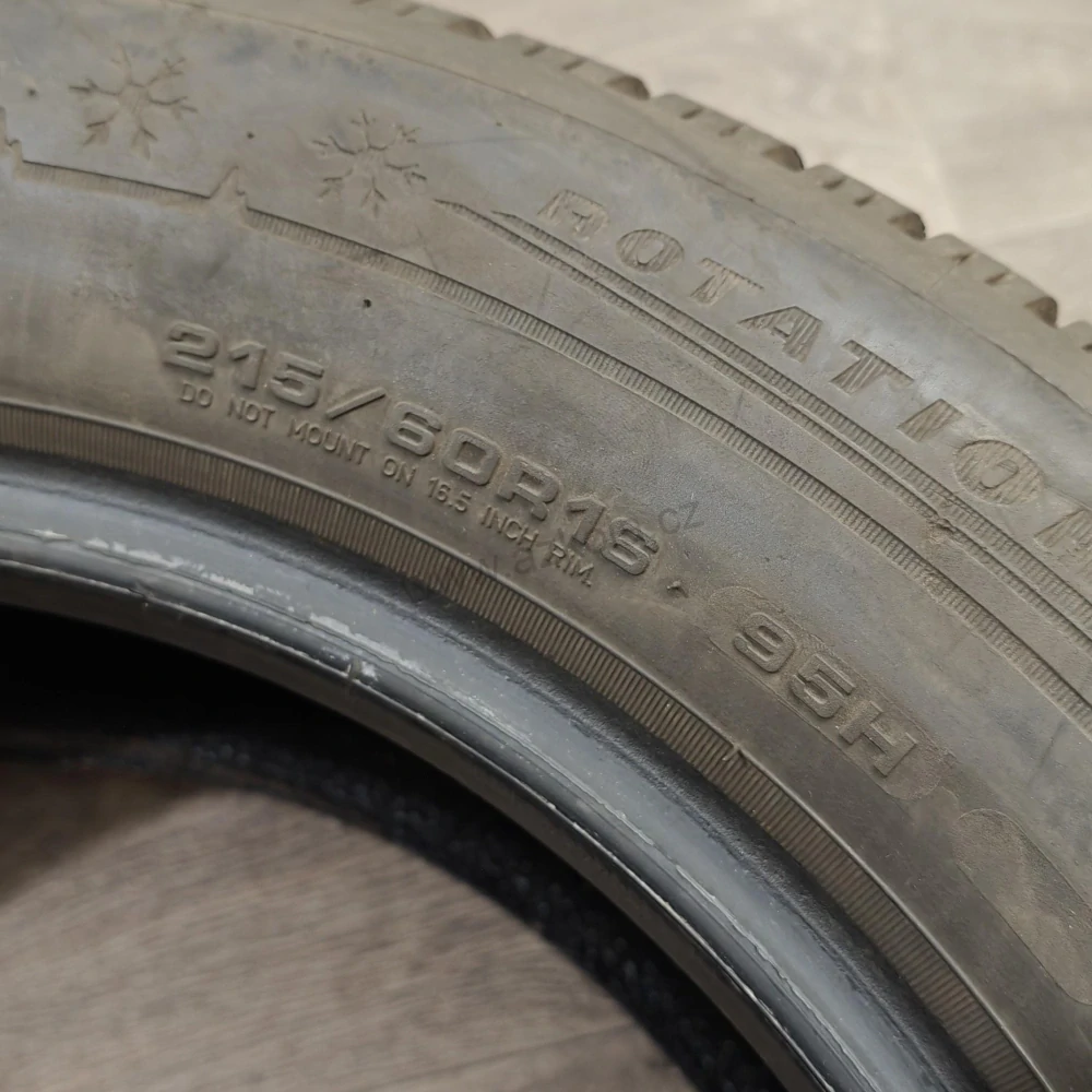 Zimní pneumatiky 215/60 R16 Dunlop č. AP907
