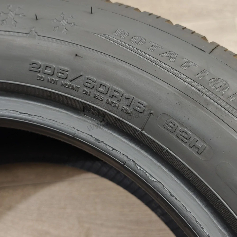 Zimní pneumatiky 205/60 R16 Dunlop č. AP915