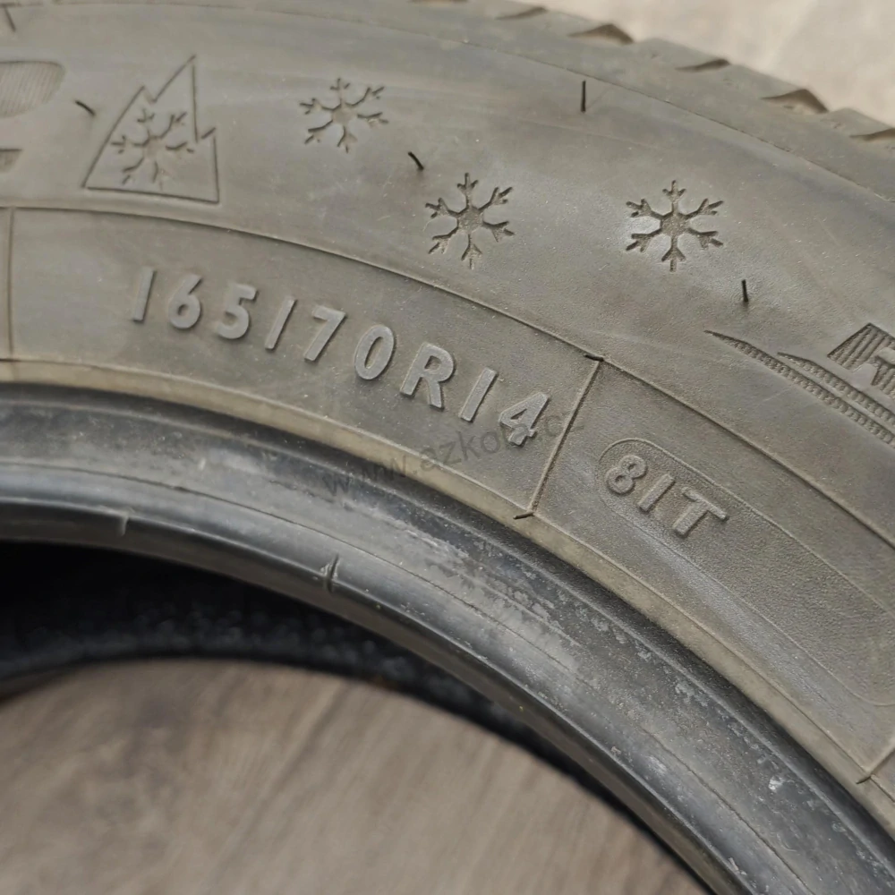 Zimní pneumatiky 165/70 R14 Dunlop č. AP926